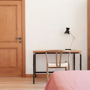 https://glass-house-smart-rooms-parking.lecce-hotels.com
